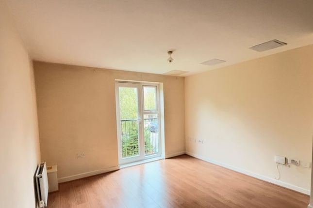 1A Archers Road,, Southampton photo 4