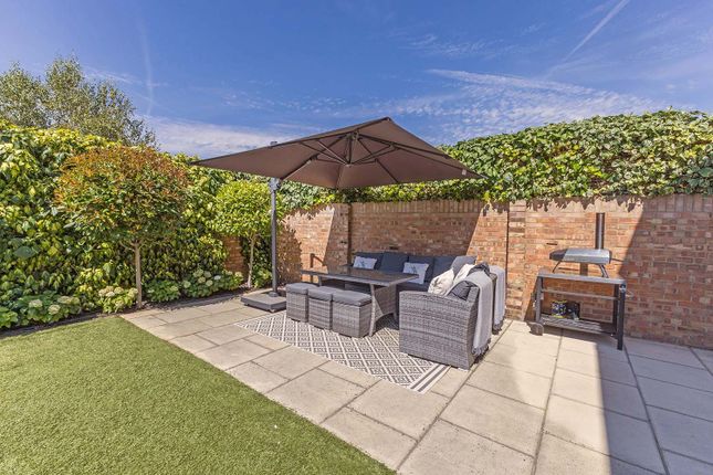 68 Hemsdale, Maidenhead photo 4