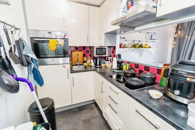 Flat for sale in Tremona Road, Southampton, Hampshire