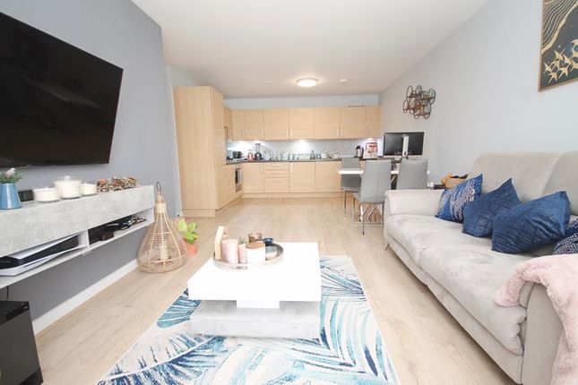 Flat 202, Quadrant Court, Empire Way, Wembley photo 4