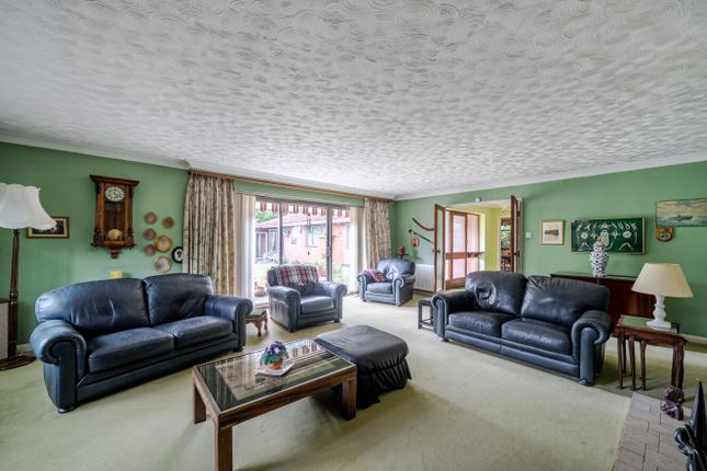 Stacey, Brighton Road, Lymington photo 3