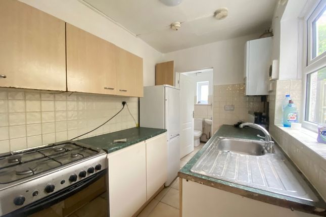 43, Dashwood Avenue, High Wycombe photo 3