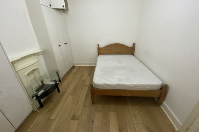 259, Martindale Road, HOUNSLOW photo 3