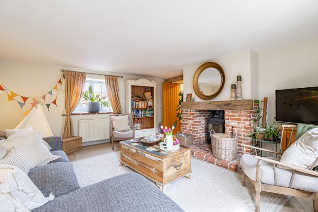 Lilac Cottage, New Road, Dereham photo 4