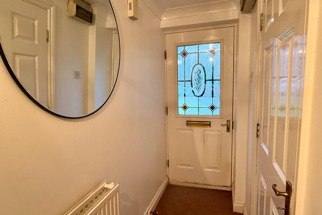 61, Coleridge Crescent, Swansea photo 2