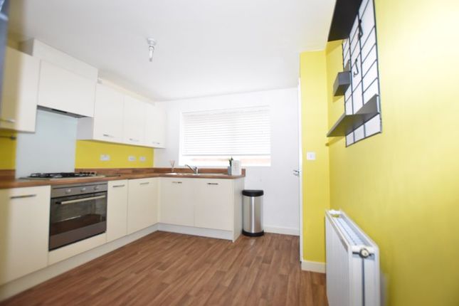 4, Brodwell Grove, Nottingham photo 3