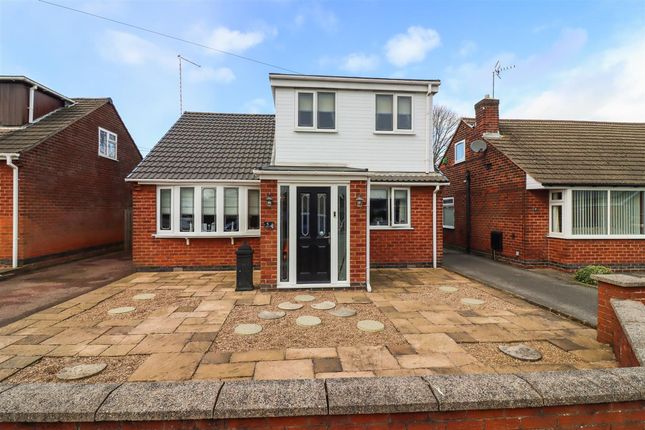 3-bed bungalow on 5 Freydon Way, Chesterfield, £325,000