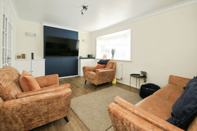6, Ascot Drive, Peterborough photo 4