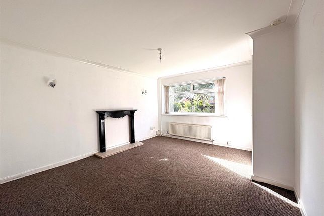 12, Poplar Street, Leigh photo 3