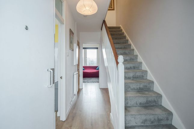 Duplex to rent in Madron Street, Old Kent Road