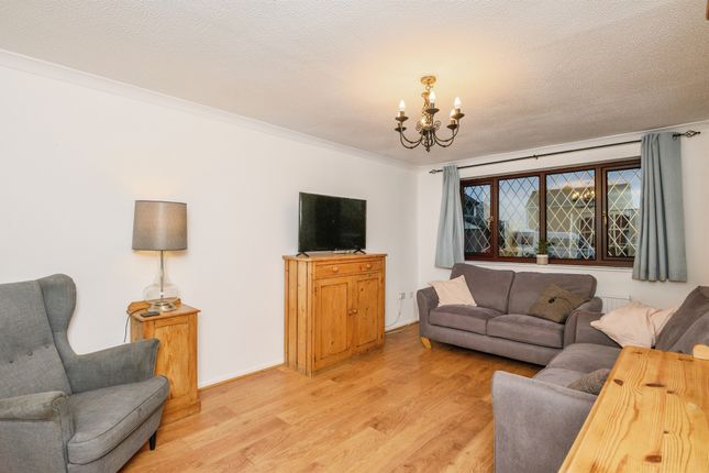 5, Rotherwas Close, Hereford photo 4