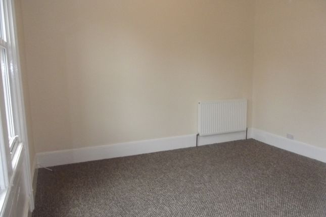 Flat 3, Exeter photo 4