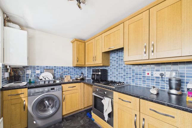 Apartment 15, Honey Court, Sotherby Drive, Cheltenham photo 3
