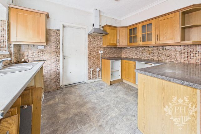 249, Marton Road, Middlesbrough photo 4