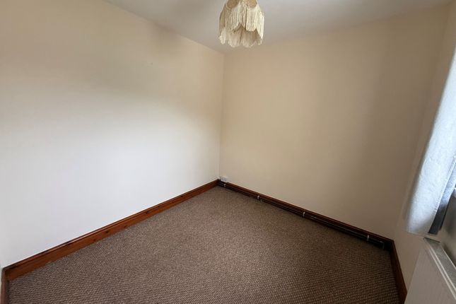 25, Kidwelly photo 5