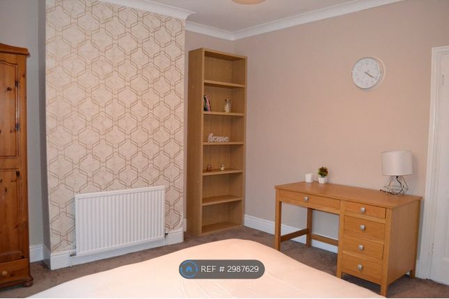 77, Empshott Road, Southsea photo 3