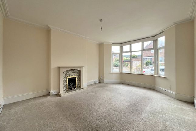 11, Alexandra Road, Somerset photo 2