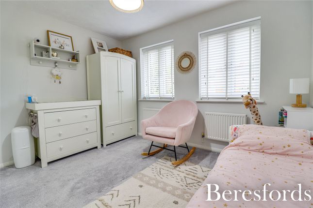 Terraced house for sale in Kings Chase, Brentwood