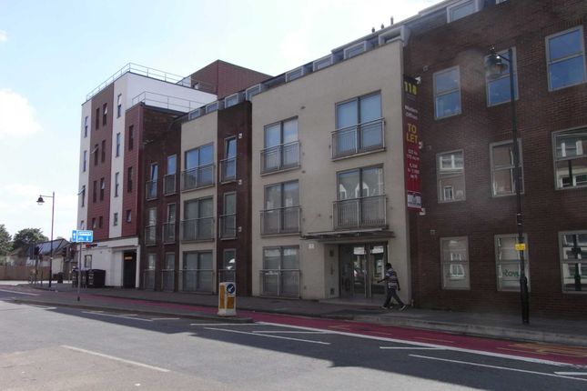Thumbnail Flat for sale in London Street, Reading
