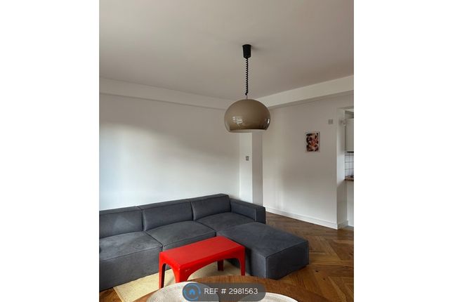 Flat, Forest Croft Taymount Rise, London photo 4