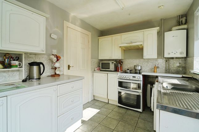 6, St. Ives End Lane, Ringwood photo 5