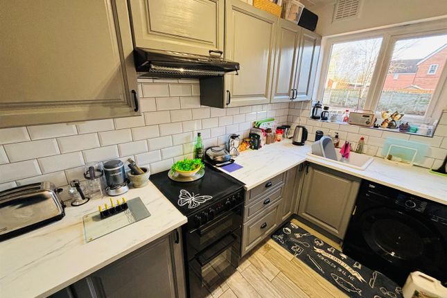 29, Roseneath Street, Leeds photo 3