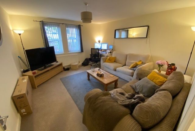 Thumbnail Flat to rent in Blount Close, Crewe, Cheshire