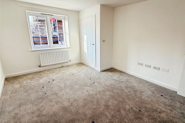 34, Hurdle Crescent, South Yorkshire photo 3