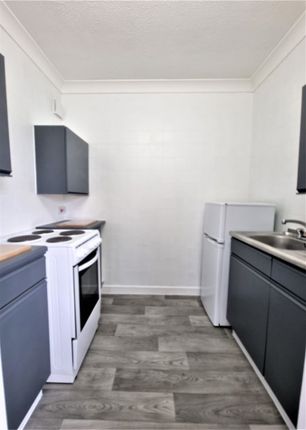 Flat to rent in Home Heather House, Beehive Lane, Gants Hill