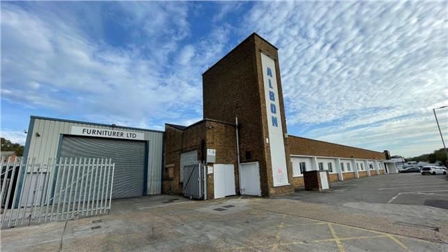 Thumbnail Industrial to let in Units 1-4 Brook Road Industrial Estate, Brook Road, Rayleigh, Essex