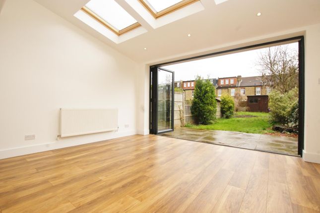 30, Lion Road, Twickenham photo 3