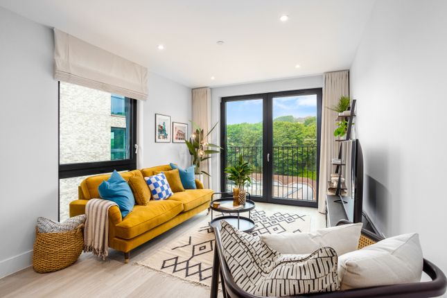 Flat for sale in Saunders Park View, Brighton
