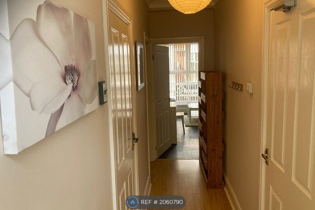 Thumbnail Flat to rent in Charles Street, Newport