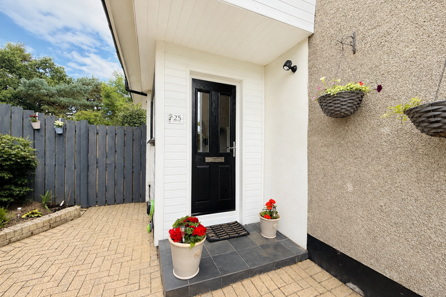 25, Glen Grove, Glasgow photo 2