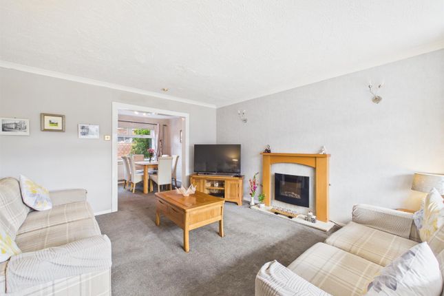 19, Peacock Drive, Paisley photo 4