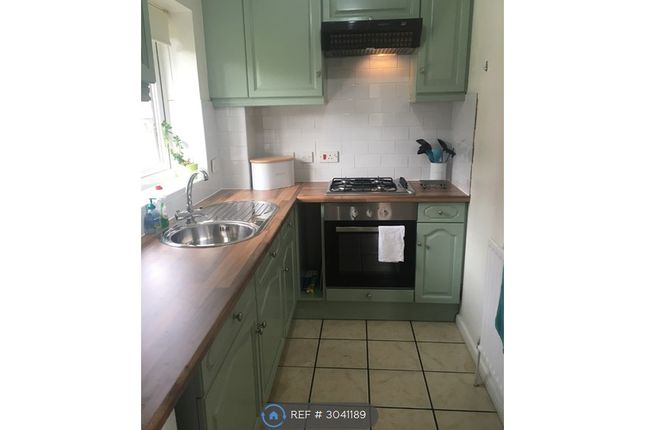 Avondown Road, Durrington, Salisbury photo 2