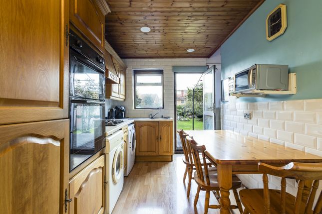 38, Grove Road, London photo 4