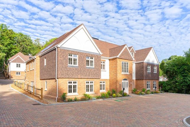 Flat 4 Aubrey Villas, 50 Welcomes Road, Kenley photo 4