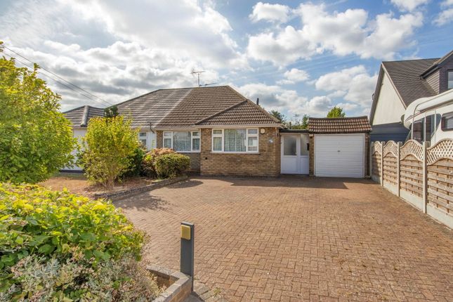 2-bed semi-detached on Everleigh, Larks Field, Longfield, £475,000