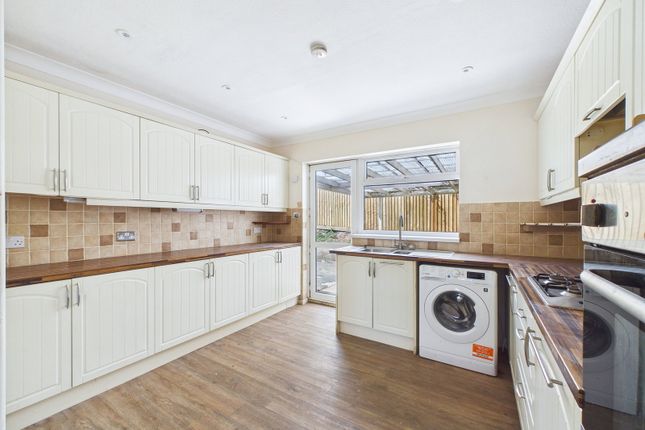 168, Duchy Drive, Paignton photo 4