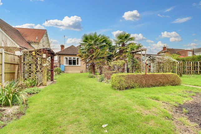 Detached bungalow for sale in Gardiners Lane North, Crays Hill, Billericay