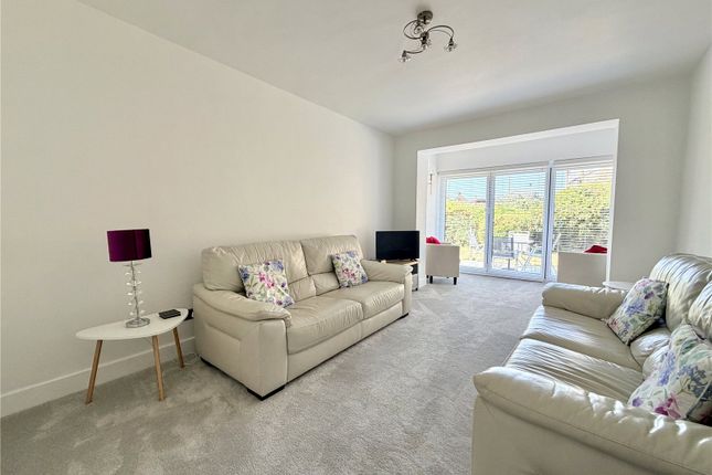 13, Highfield Road, Lymington, Hampshire, SO41 photo 4