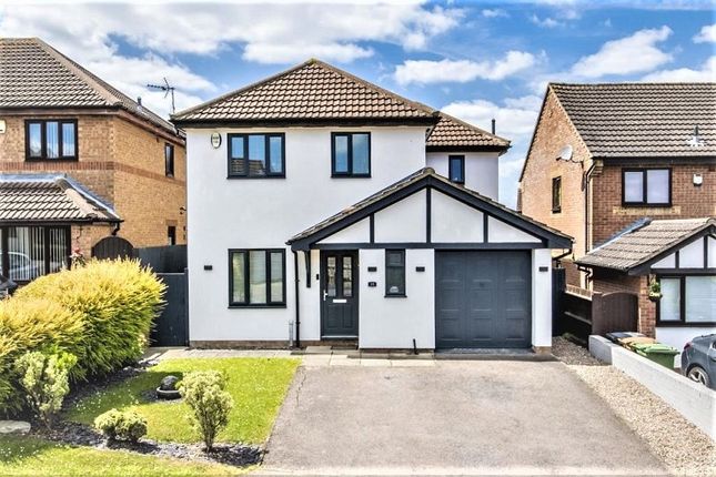 4 bed detached house for sale in Ashby Close, Wellingborough, Northamptonshire. NN8