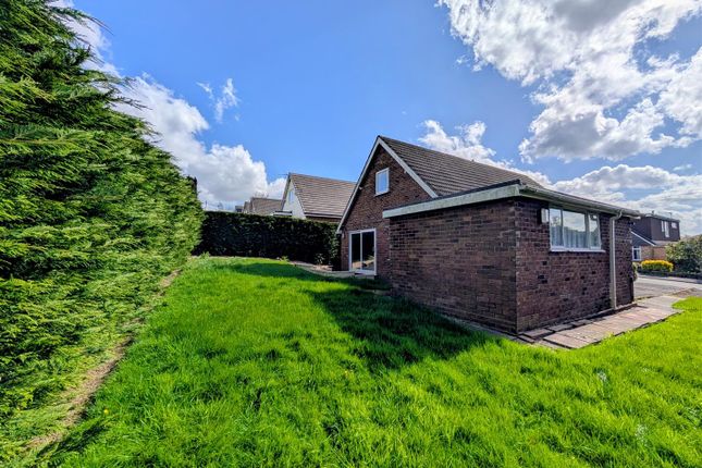 39, Greenside, HUDDERSFIELD photo 4