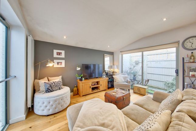 Thumbnail Flat for sale in Old York Road, Wandsworth
