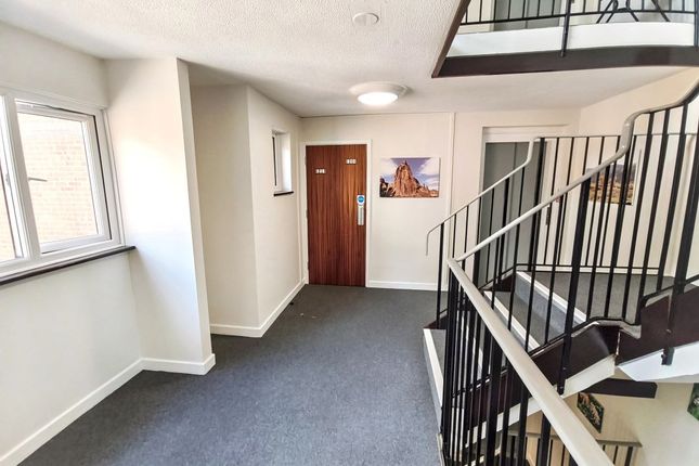 20, Rushy Mews, Cheltenham photo 3