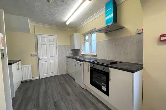 56, Truro photo 4