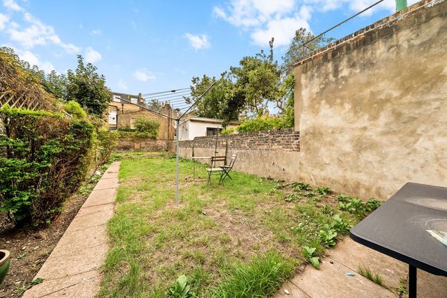 20A, Manse Road, London photo 4