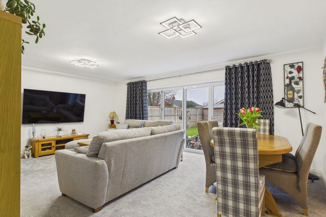 88, Ryston End, Downham Market photo 4