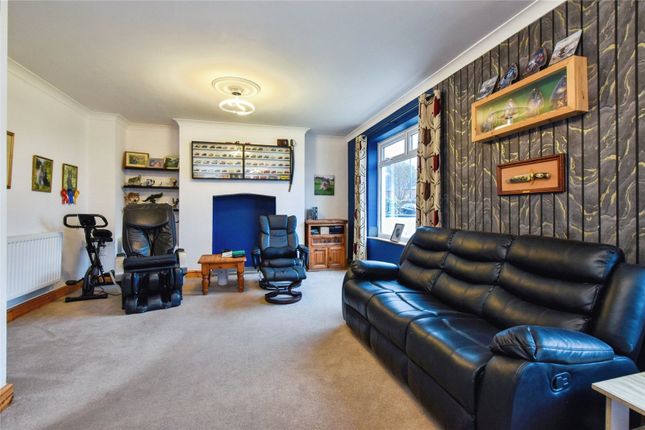11, Wembley Avenue, Neath photo 3